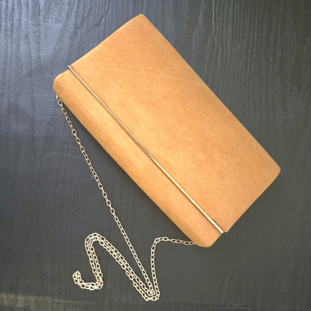 Retro Ladies Faux Suede Clutch Purse ♡ gold chain & closure /trim